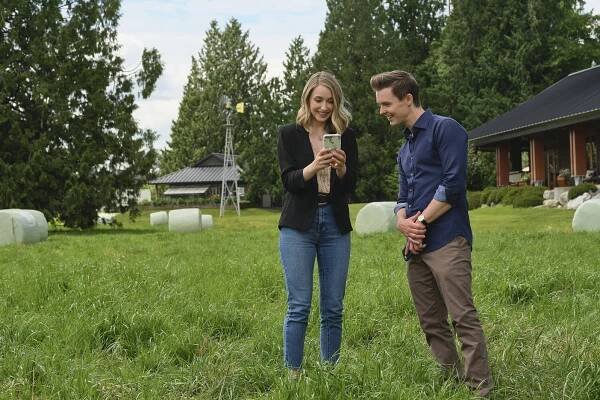 Emily Tennant, Tyler Johnston - Dokonalá svatební fotka - Z filmu