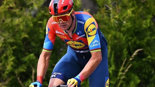 Tour of Denmark stage 4: Mads Pedersen solos to victory with long-range attack and extends GC lead