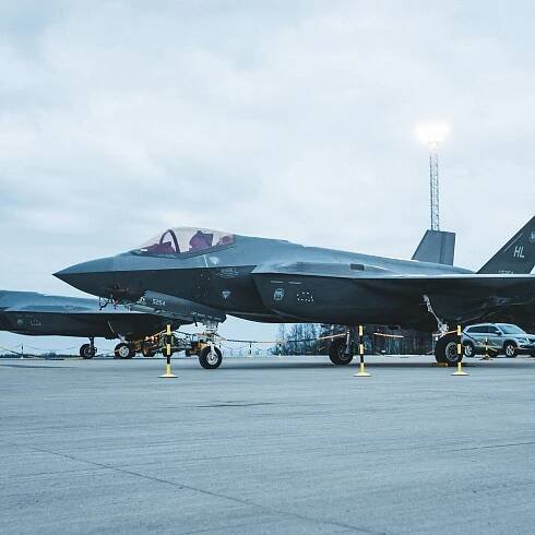 Two US F-35 stealth fighters arrive at Ämari