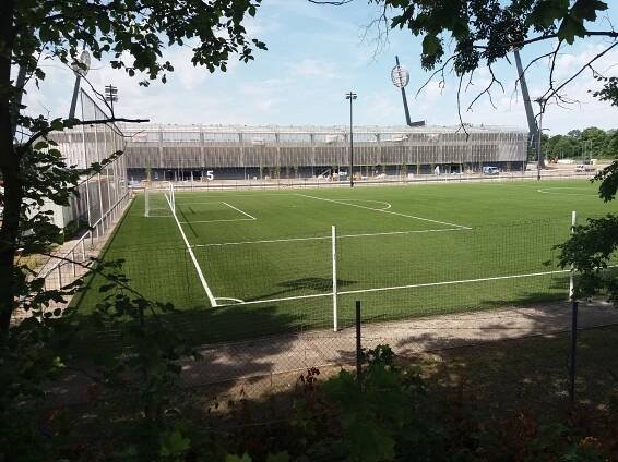 Blamáž na obzoru, včasné předání stadionu je podle Hradce nepravděpodobné