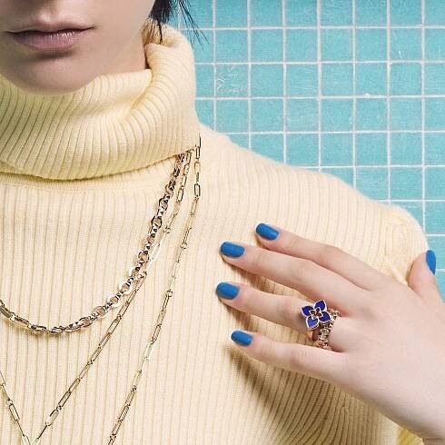 ROBERTO-COIN-VENETIAN-PRINCESS-18KT-GOLD-SMALL-LAPIS-FLOWER-RING-WITH-ARV777RI3190_WEAR-1jpg - Roberto Coin