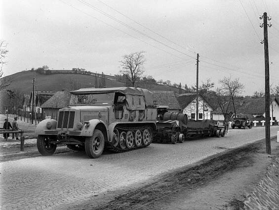 Sd.Kfz. 7 (prehľadová téma / v službách cudzích armád) : Německo (DEU)