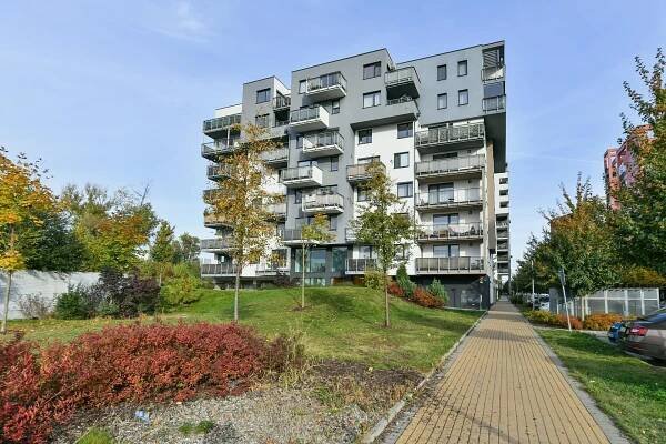 Pod Harfou, Vysočany - Praha 9 | Pronájem, Byt, 2+kk, 59 m²