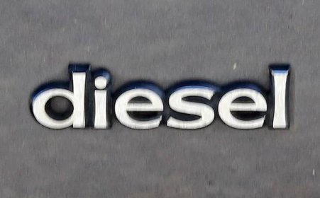 File:GM Olds' Diesel logo on a Buick.jpg - Wikimedia Commons
