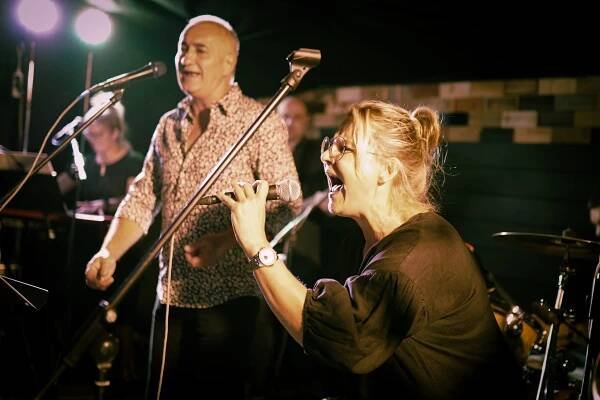 JOE COCKER FOREVER v Zelenáčově Šopě 13.4.2024 - Živý Zlín