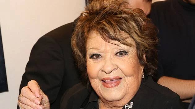 Život se s ní nemazlil. Jiřina Bohdalová plnila sny svojí matky, služebné Marie