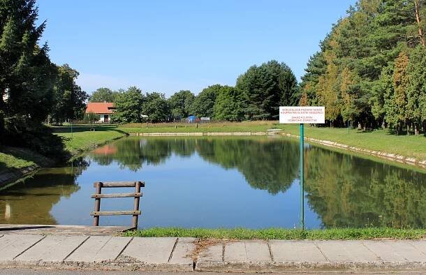 Koupaliště s koupáním na vlastní nebezpečí
