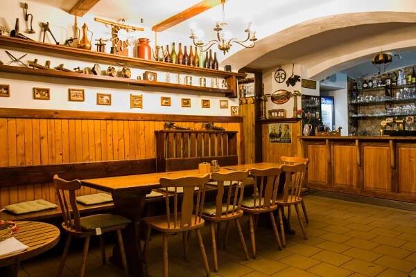 Hostinec, Restaurace - Hotel Restaurace U Luhanů - Petrovice u Sušice
