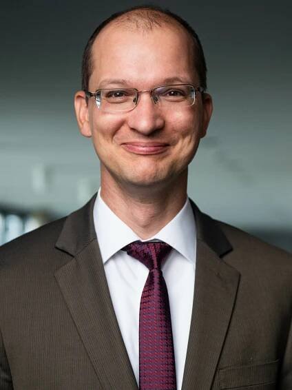 File:Stefan Möller (2018 im Landtag) (cropped).jpg - Wikipedia