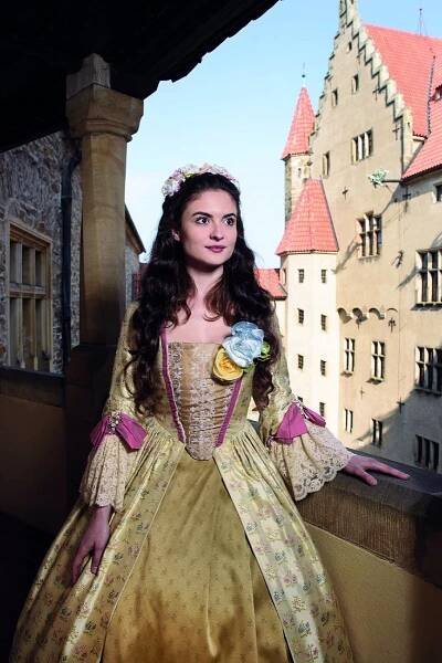 Foto k tématům Princezna a půl království, Eva Podzimková (Josefíková) – stránka 19