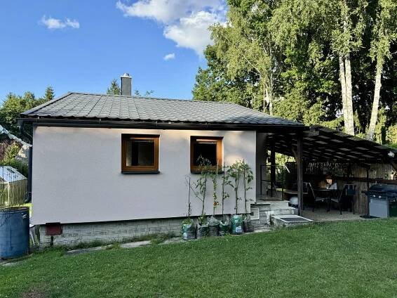 Prodej zatepleného domu 2+kk, se zahradou v osobním vlastnictví Ostrov, okr. Příbram | Reality.iDNES.cz 