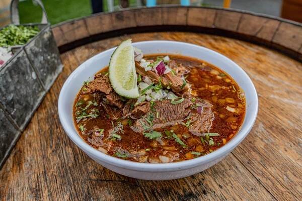 Outdoor Food Court & Beers on Tap in Long Beach | SteelCraft