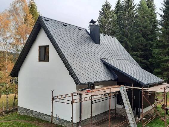 DK Střechy - kompletní práce pokrývači, klempíři, tesaři