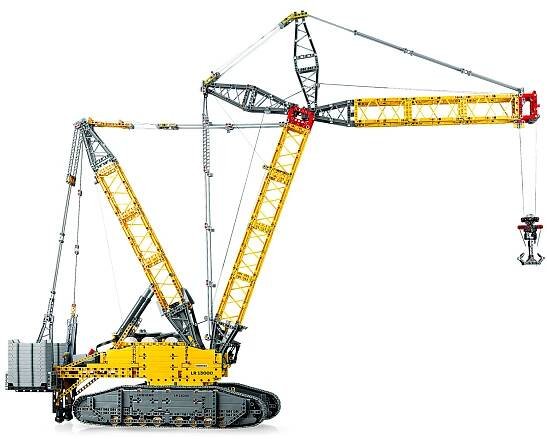 LEGO Technic - Pásový jeřáb Liebherr LR 13000
