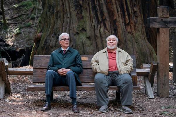 Stařík v utajení - Srdečné pozdravy z Russian Hillu - Z filmu - Ted Danson, Stephen McKinley Henderson