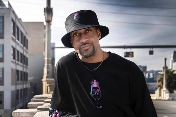 The actor Jaleel White, famous for his cultural touchstone role as Steve Urkel in “Family Matters,” is entering the cannabis industry. Through a partnership with 710 Labs, his new cannabis line is called ItsPurpl.