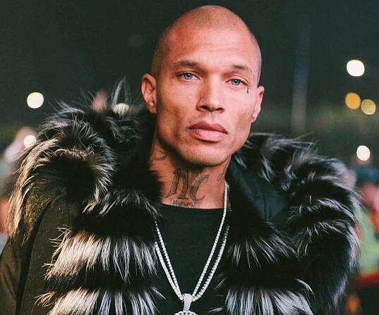 Jeremy Meeks Biography - Facts, Childhood, Family Life & Achievements