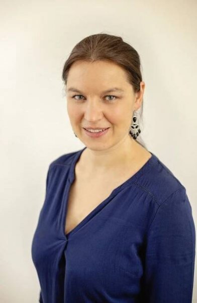 Mgr.Lenka Rosochová - lektorka LinkedIn a hypoteční expertka