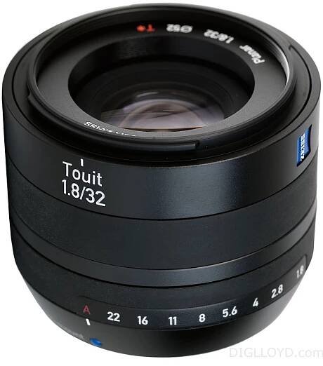 ZEISS 32mm f/1.8 Touit pro Sony NEX od 14 990 Kč