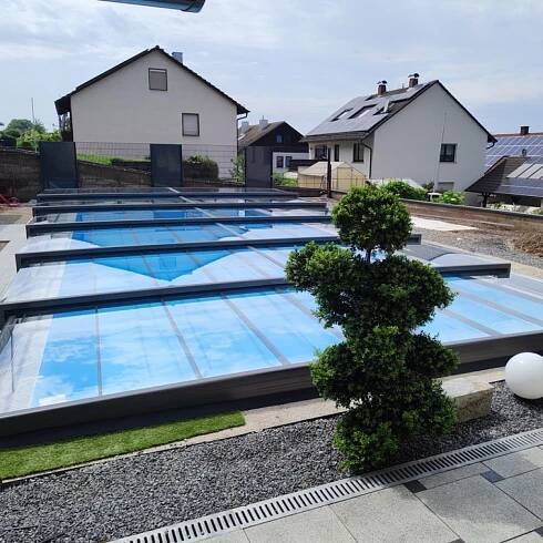 Posuvné zastrešenie bazéna - Schwimmbecken Service