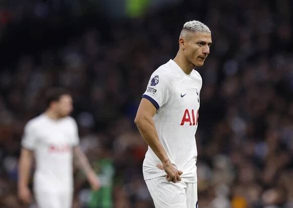 Premier League - Tottenham Hotspur v Brighton & Hove Albion