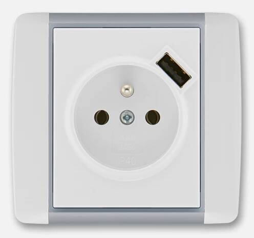 Pestrý výběr barev, designů ABB zásuvek s USB | iElektra.cz