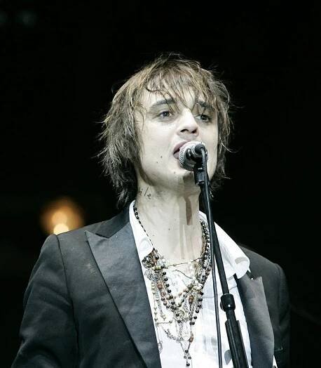 Pete Doherty: Kate Moss mi pořád volá. Když je namol