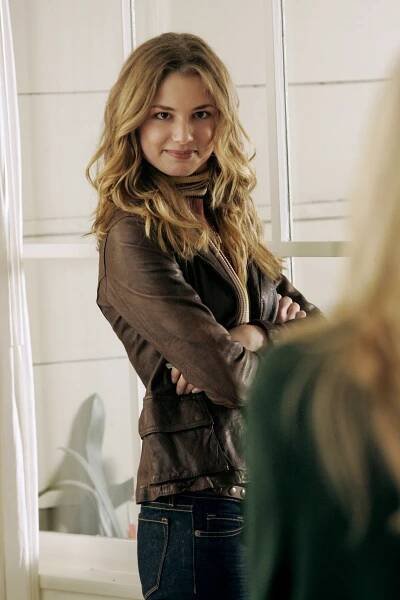 Bratři a sestry - Láska je složitá - Z filmu - Emily VanCamp