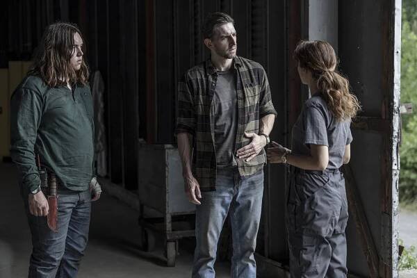 Hal Cumpston, Maximilian Osinski - The Walking Dead: World Beyond - The Last Light - Z filmu