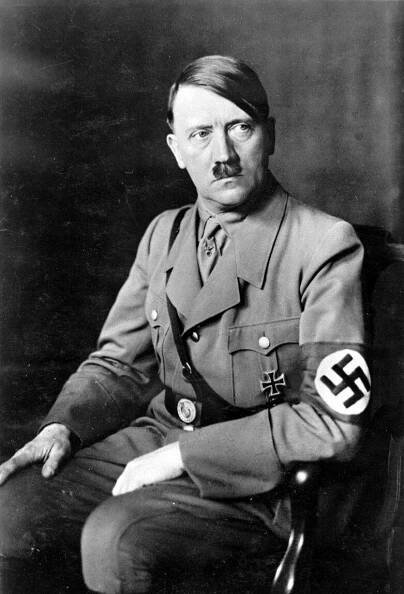 Svatba, závěť a smrt v rychlém sledu. Jak vypadaly poslední chvíle života Adolfa Hitlera?