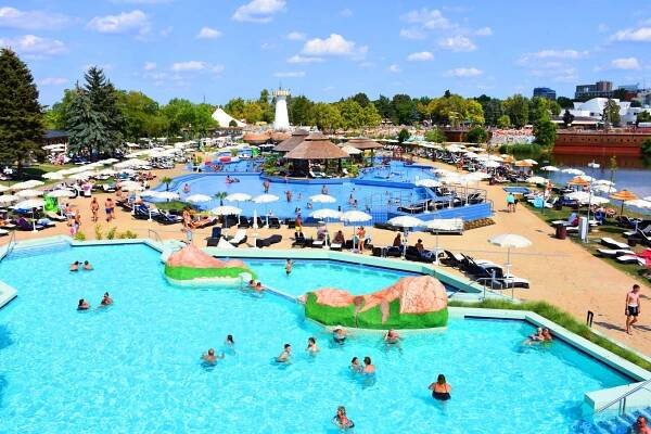 Vydejte se do maďarských termálních lázní a aquaparků za relaxací a zábavou - All4Camper