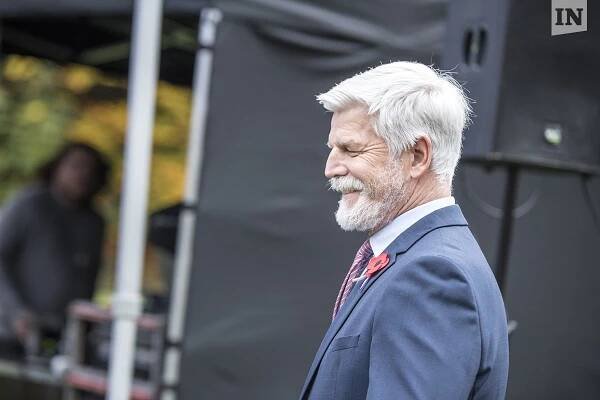 Prezident Petr Pavel vysadil 90. Strom Olgy Havlové | PrahaIN 