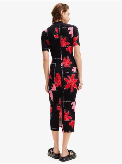 Desigual Letní šaty Quebec 24SWVK40 Černá Regular Fit