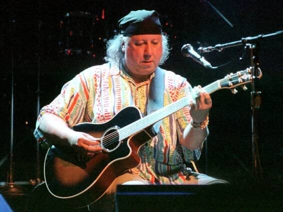 Fleetwood Mac's Peter Green performing live in 2002