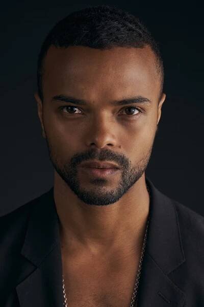 Eka Darville herec