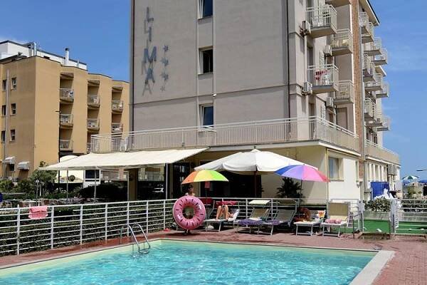 Hotel LIMA