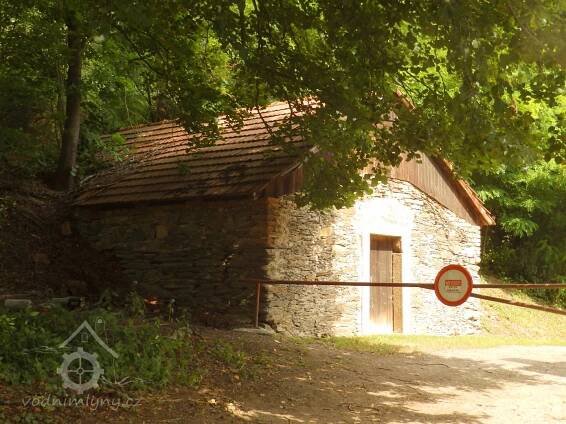 Podhrázský, Podrybnický mlýn | Vodnimlyny.cz