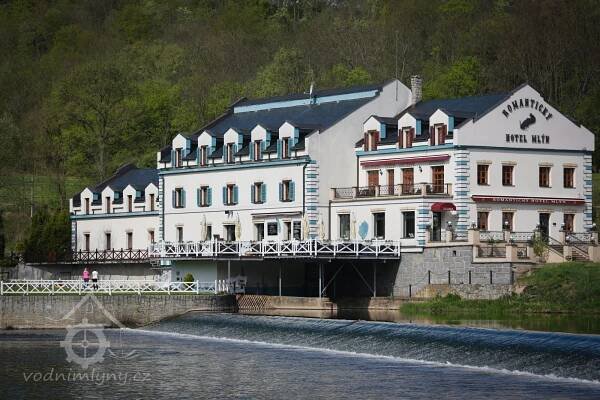 Romantický hotel Mlýn Karlštejn, Klučický mlýn | Vodnimlyny.cz