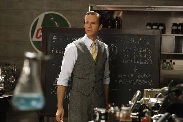 'Marvel's Agent Carter': James D'Arcy on Jarvis's Backbone and His 'Fierce' Love for Ana
