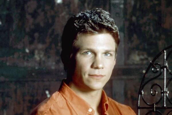 19 Actors Who Began Their Careers on 'Buffy the Vampire Slayer'