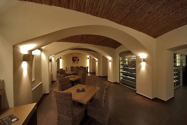 Restaurace, Bary Café - Atelier Valachovič