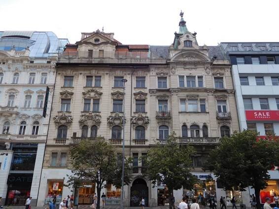 Soubor:Praha Nove Mesto Vaclavske namesti 13 a.jpg – Wikipedie