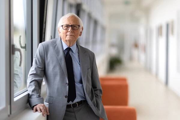 Jiří Kvasnička, emeritní přednosta Interní kliniky | Pardubická nemocnice