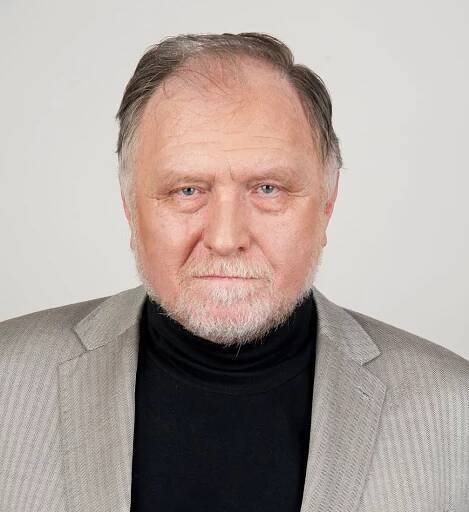 Měla by se rozšířit procesní práva podezřelých mladších 15 let? - Legislativa - Advokátní deník