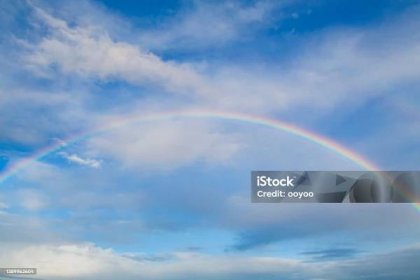 Duhy na obloze - Bez autorských poplatků Duha - Spektrum Stock fotka