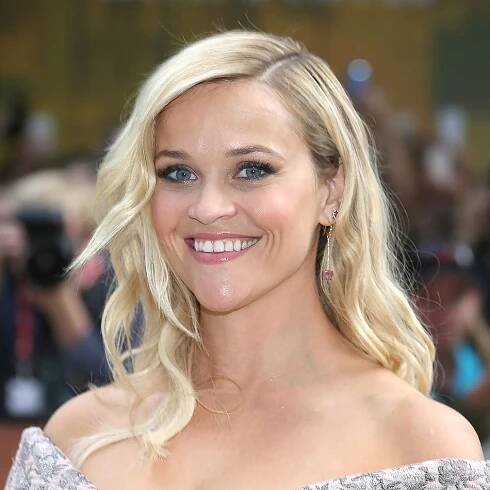 Reese Witherspoon’s Daughter Ava Turned 17&-And Basically Looks Exactly Like Her Mom