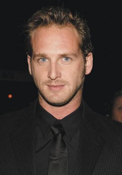 Josh Lucas Hairstyles | Cool Men's Hair | Josh lucas, Cute white guys, Handsome men