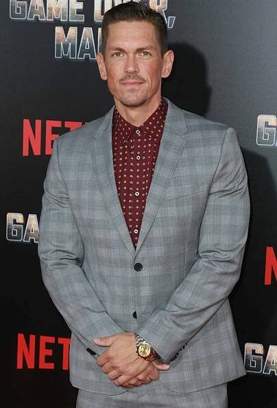 Steve Howey attends the Premiere Of Netflix's 