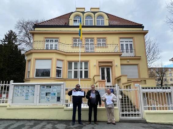 Petice za zákaz dodávky atomových zbraní na Ukrajinu