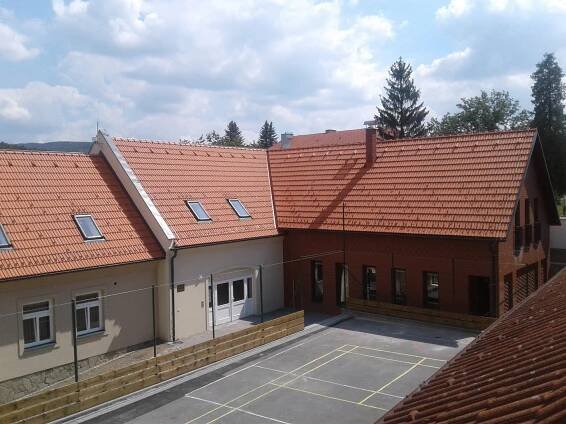 Římskokatolická farnost Vizovice dokončila komunitní centrum za 14,2 milionu Kč - Horní Podřevnicko